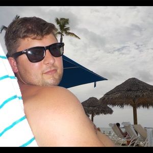 Meet your Posher, Tyler